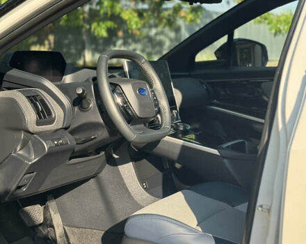 Білий Субару Solterra, об'ємом двигуна 0 л та пробігом 36 тис. км за 25200 $, фото 13 на Automoto.ua