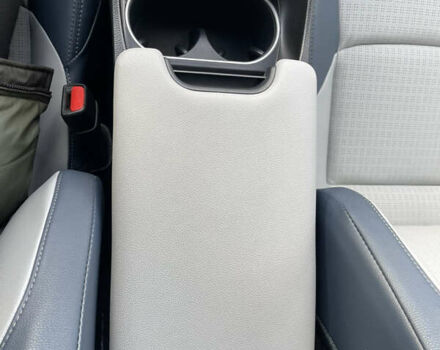 Білий Субару Solterra, об'ємом двигуна 0 л та пробігом 10 тис. км за 28200 $, фото 49 на Automoto.ua