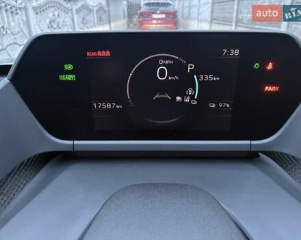 Серый Субару Solterra, объемом двигателя 0 л и пробегом 17 тыс. км за 24800 $, фото 15 на Automoto.ua