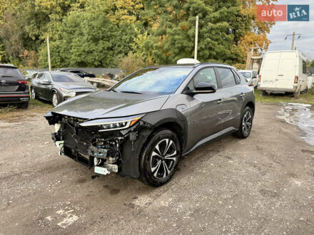 Субару Solterra 2024 в Ровно на Automoto.ua Серый Субару Solterra, объемом двигателя 0 л и пробегом 10 тыс. км за 19650 $, фото 1 на Automoto.ua