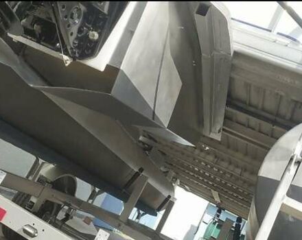 Сан Тракер Пати Барг 2007 в Киеве на Automoto.ua Белый Сан Тракер Пати Барг, объемом двигателя 0 л и пробегом 500 тыс. км за 32000 $, фото 22 на Automoto.ua