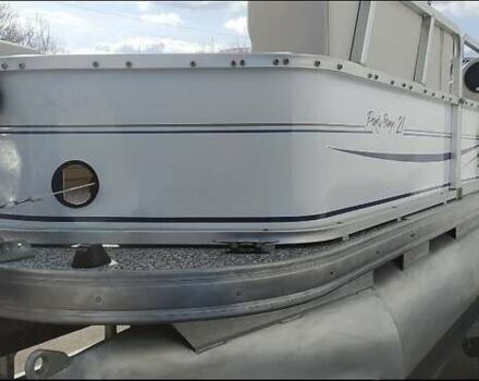 Сан Тракер Пати Барг 2007 в Киеве на Automoto.ua Белый Сан Тракер Пати Барг, объемом двигателя 0 л и пробегом 500 тыс. км за 32000 $, фото 16 на Automoto.ua