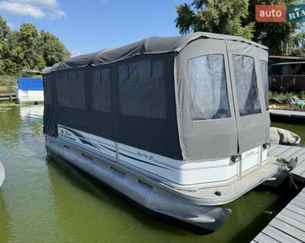 Сан Тракер Пати Барг 2007 в Киеве на Automoto.ua Белый Сан Тракер Пати Барг, объемом двигателя 0 л и пробегом 500 тыс. км за 32000 $, фото 11 на Automoto.ua