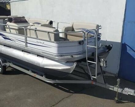 Сан Тракер Пати Барг 2007 в Киеве на Automoto.ua Белый Сан Тракер Пати Барг, объемом двигателя 0 л и пробегом 500 тыс. км за 32000 $, фото 15 на Automoto.ua