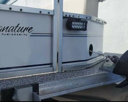 Сан Тракер Пати Барг 2007 в Киеве на Automoto.ua Белый Сан Тракер Пати Барг, объемом двигателя 0 л и пробегом 500 тыс. км за 32000 $, фото 19 на Automoto.ua