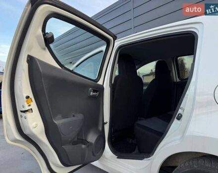 Белый Сузуки Альто, объемом двигателя 1 л и пробегом 171 тыс. км за 7300 $, фото 23 на Automoto.ua