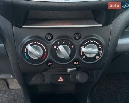 Белый Сузуки Альто, объемом двигателя 1 л и пробегом 171 тыс. км за 7300 $, фото 20 на Automoto.ua