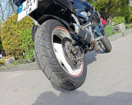 Чорний Сузукі Бандит, об'ємом двигуна 0.4 л та пробігом 47 тис. км за 2000 $, фото 5 на Automoto.ua