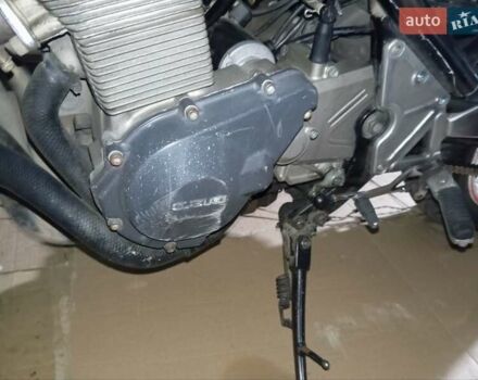 Чорний Сузукі Бандит, об'ємом двигуна 0.4 л та пробігом 47 тис. км за 2000 $, фото 14 на Automoto.ua