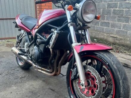 Красный Сузуки Другая, объемом двигателя 0.4 л и пробегом 0 тыс. км за 1450 $, фото 1 на Automoto.ua