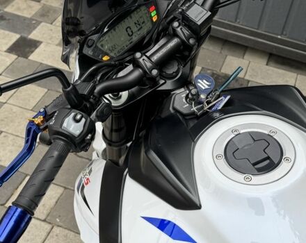 Сузуки Другая, объемом двигателя 0.75 л и пробегом 0 тыс. км за 9400 $, фото 11 на Automoto.ua