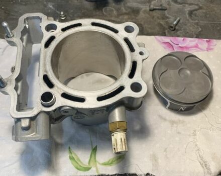 Сузуки Другая, объемом двигателя 0.25 л и пробегом 0 тыс. км за 3300 $, фото 9 на Automoto.ua