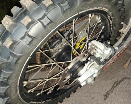 Сузуки Другая, объемом двигателя 0.25 л и пробегом 0 тыс. км за 3400 $, фото 3 на Automoto.ua