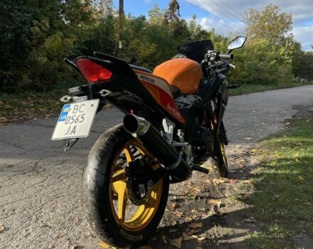 Сузуки Другая, объемом двигателя 0.2 л и пробегом 0 тыс. км за 900 $, фото 2 на Automoto.ua