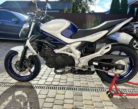 Сузуки Другая, объемом двигателя 0.4 л и пробегом 0 тыс. км за 3800 $, фото 4 на Automoto.ua