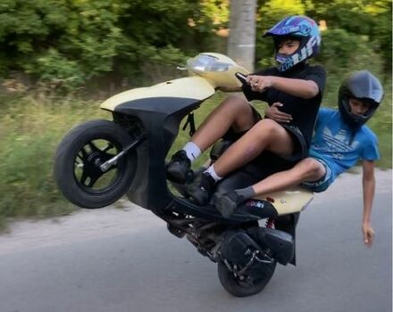 Сузуки Другая, объемом двигателя 49 л и пробегом 0 тыс. км за 379 $, фото 5 на Automoto.ua