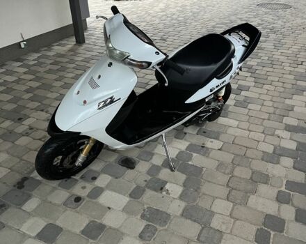 Сузуки Другая, объемом двигателя 72 л и пробегом 0 тыс. км за 1546 $, фото 2 на Automoto.ua