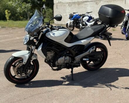 Сузукі Інша, об'ємом двигуна 0.4 л та пробігом 0 тис. км за 3800 $, фото 6 на Automoto.ua