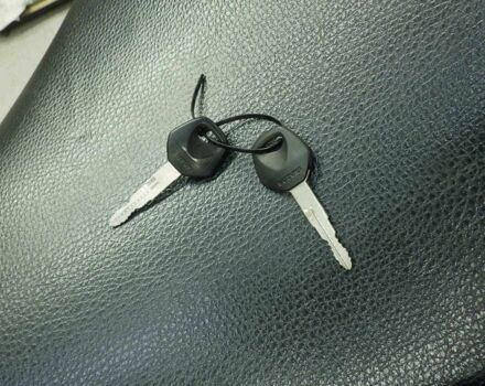 Сузуки Другая, объемом двигателя 0.2 л и пробегом 0 тыс. км за 2500 $, фото 9 на Automoto.ua