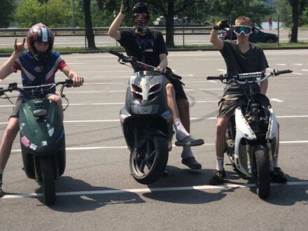 Сузукі Інша 1950 у Києві на Automoto.ua Сузукі Інша, об'ємом двигуна 72 л та пробігом 0 тис. км за 870 $, фото 1 на Automoto.ua