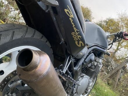 Сузуки Другая 1998 в Козельце на Automoto.ua Сузуки Другая, объемом двигателя 0.6 л и пробегом 0 тыс. км за 1901 $, фото 1 на Automoto.ua