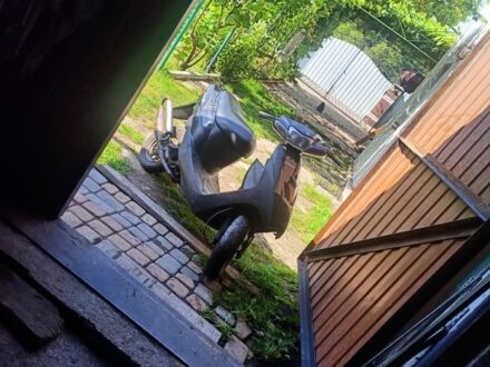 Сузукі Інша, об'ємом двигуна 65 л та пробігом 0 тис. км за 10000 $, фото 1 на Automoto.ua
