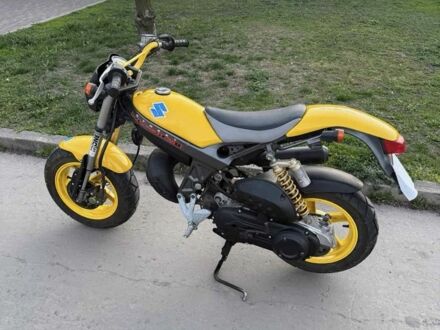 Сузуки Другая, объемом двигателя 0 л и пробегом 0 тыс. км за 1000 $, фото 1 на Automoto.ua