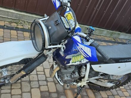 Сузуки Другая 2002 в Чернигове на Automoto.ua Сузуки Другая, объемом двигателя 0.25 л и пробегом 0 тыс. км за 3200 $, фото 1 на Automoto.ua
