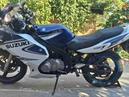 Сузукі Інша 2006 у Андрушевке на Automoto.ua Сузукі Інша, об'ємом двигуна 0.5 л та пробігом 0 тис. км за 3300 $, фото 1 на Automoto.ua