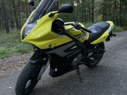 Сузуки Другая, объемом двигателя 0.5 л и пробегом 0 тыс. км за 2000 $, фото 1 на Automoto.ua