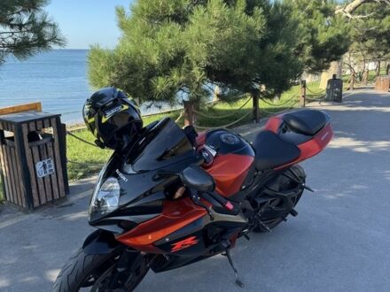 Сузукі Інша, об'ємом двигуна 1 л та пробігом 0 тис. км за 9400 $, фото 1 на Automoto.ua