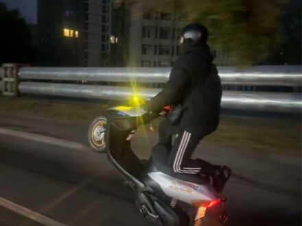 Сузуки Другая, объемом двигателя 0 л и пробегом 0 тыс. км за 417 $, фото 1 на Automoto.ua