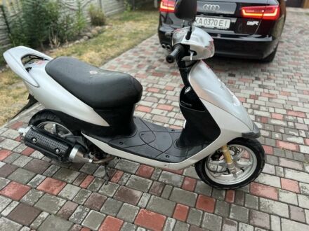 Сузуки Другая 2007 в Луцке на Automoto.ua Сузуки Другая, объемом двигателя 49 л и пробегом 0 тыс. км за 520 $, фото 1 на Automoto.ua
