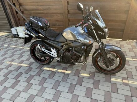 Сузукі Інша, об'ємом двигуна 0.4 л та пробігом 0 тис. км за 4300 $, фото 1 на Automoto.ua