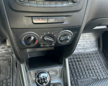 Серый Сузуки Другая, объемом двигателя 1.6 л и пробегом 94 тыс. км за 14500 $, фото 4 на Automoto.ua