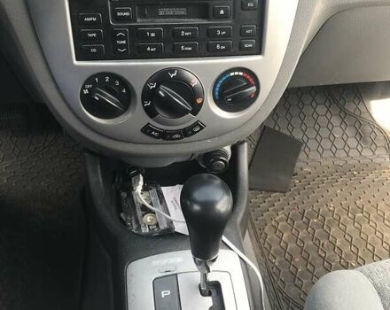 Сірий Сузукі Форенза, об'ємом двигуна 2 л та пробігом 120 тис. км за 3500 $, фото 5 на Automoto.ua