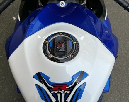 Сузукі ГСХ-Р, об'ємом двигуна 0 л та пробігом 0 тис. км за 6500 $, фото 3 на Automoto.ua