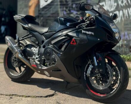 Сузукі ГСХ-Р, об'ємом двигуна 0.75 л та пробігом 0 тис. км за 9000 $, фото 1 на Automoto.ua