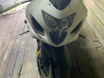 Сузуки ГСХ-Р, объемом двигателя 1 л и пробегом 0 тыс. км за 4999 $, фото 1 на Automoto.ua