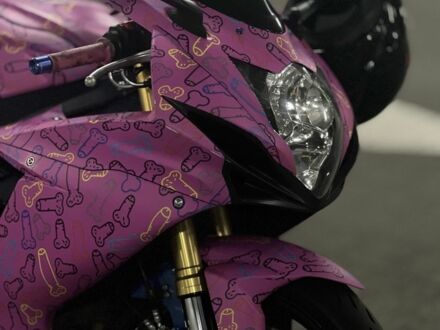 Сузукі ГСХ-Р, об'ємом двигуна 75 л та пробігом 0 тис. км за 9000 $, фото 1 на Automoto.ua