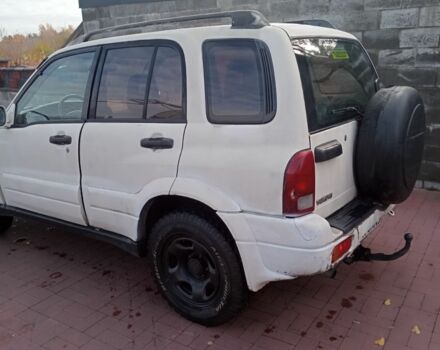 Белый Сузуки Гранд Витара, объемом двигателя 2 л и пробегом 320 тыс. км за 4000 $, фото 14 на Automoto.ua