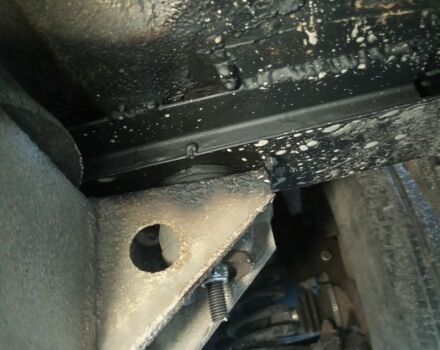 Белый Сузуки Гранд Витара, объемом двигателя 2 л и пробегом 320 тыс. км за 4000 $, фото 15 на Automoto.ua