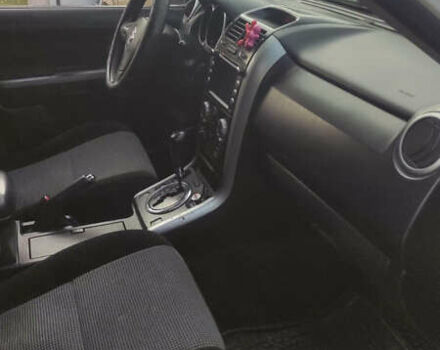 Белый Сузуки Гранд Витара, объемом двигателя 2 л и пробегом 188 тыс. км за 6200 $, фото 9 на Automoto.ua