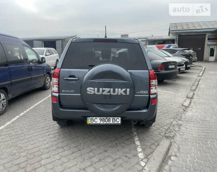 Білий Сузукі Гранд Вітара, об'ємом двигуна 2 л та пробігом 205 тис. км за 7050 $, фото 5 на Automoto.ua