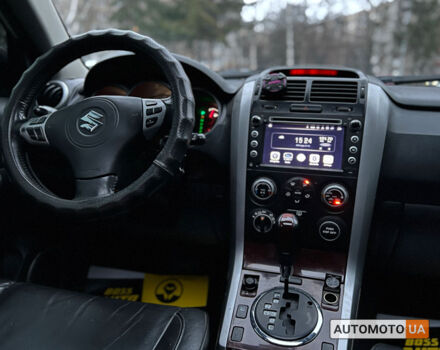 Белый Сузуки Гранд Витара, объемом двигателя 2 л и пробегом 236 тыс. км за 8999 $, фото 10 на Automoto.ua