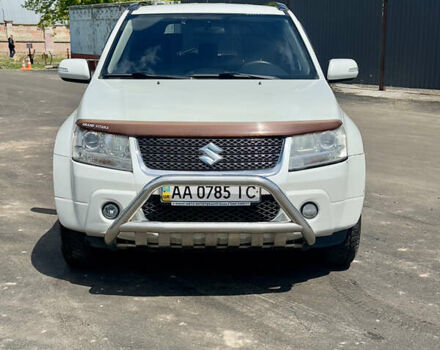 Белый Сузуки Гранд Витара, объемом двигателя 2 л и пробегом 154 тыс. км за 7400 $, фото 7 на Automoto.ua