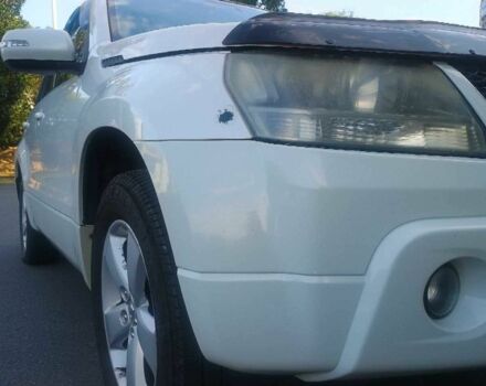 Белый Сузуки Гранд Витара, объемом двигателя 2.4 л и пробегом 170 тыс. км за 8200 $, фото 6 на Automoto.ua