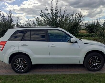 Белый Сузуки Гранд Витара, объемом двигателя 0 л и пробегом 230 тыс. км за 1793 $, фото 5 на Automoto.ua