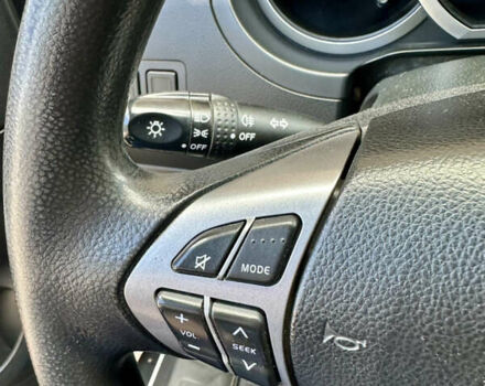 Белый Сузуки Гранд Витара, объемом двигателя 2 л и пробегом 154 тыс. км за 7400 $, фото 14 на Automoto.ua