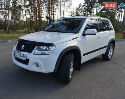 Белый Сузуки Гранд Витара, объемом двигателя 2.39 л и пробегом 114 тыс. км за 10500 $, фото 9 на Automoto.ua